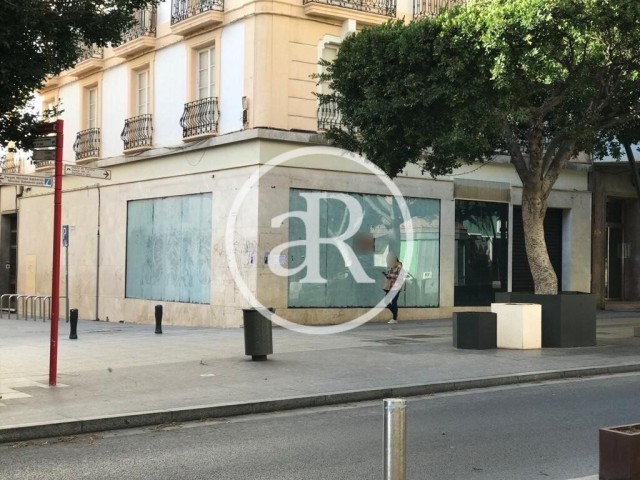 Retail space for rent in Almería