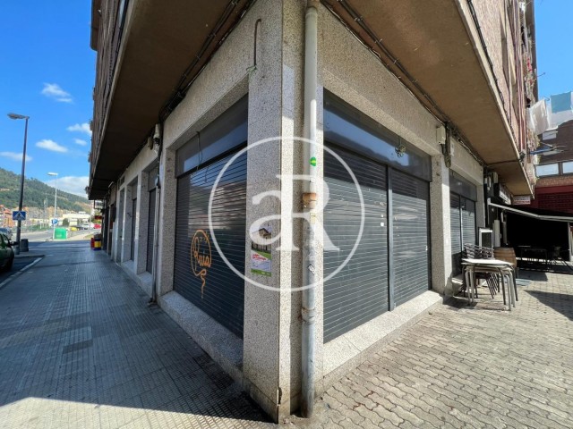 Retail space for sale in Llodio